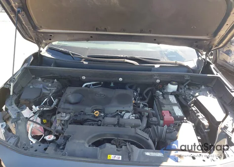 2021 Toyota Rav4 Xle z USA, uszkodzony, nr VIN 2T3P1RFV5MW221775